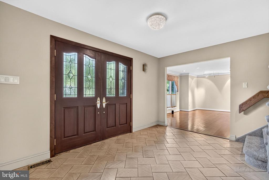 21 TEAK COURT