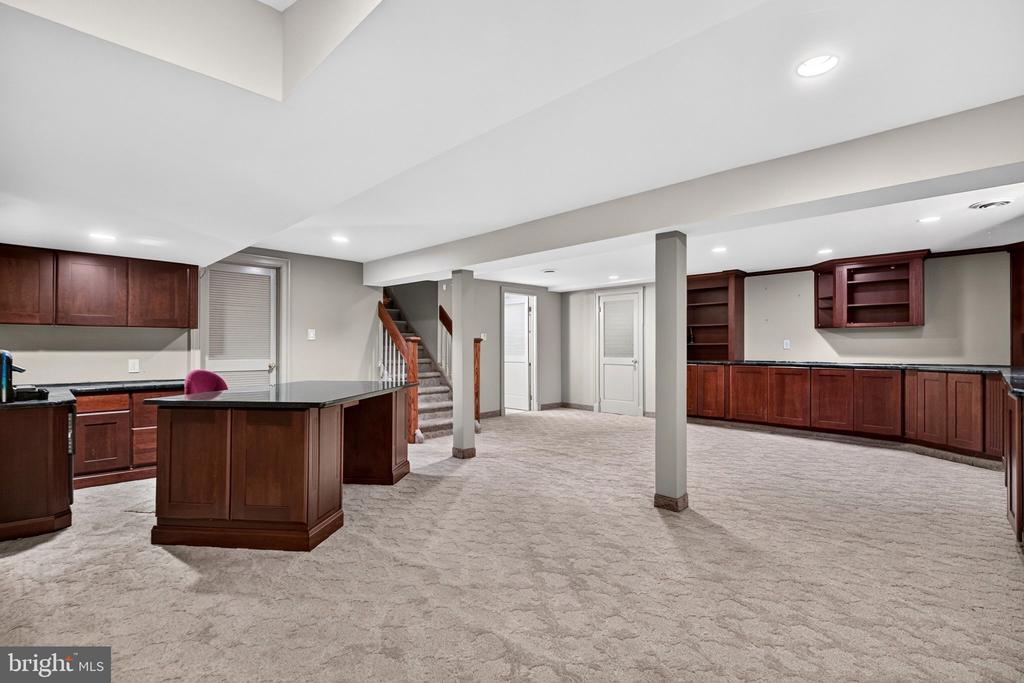 21 TEAK COURT
