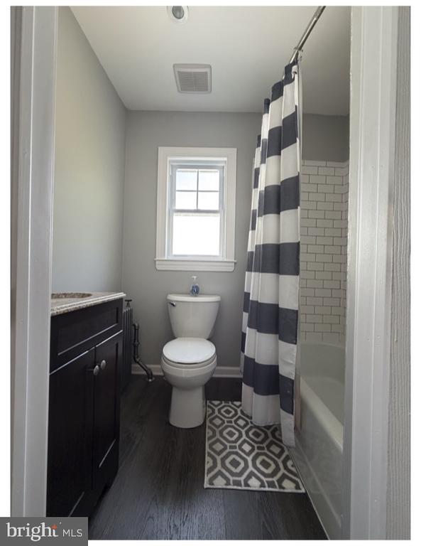 323 #2 MONROE AVENUE