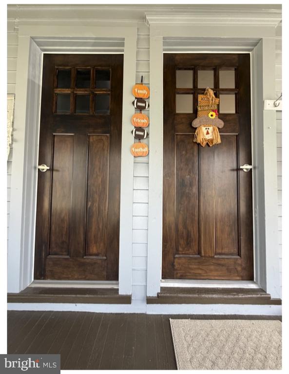 323 #2 MONROE AVENUE
