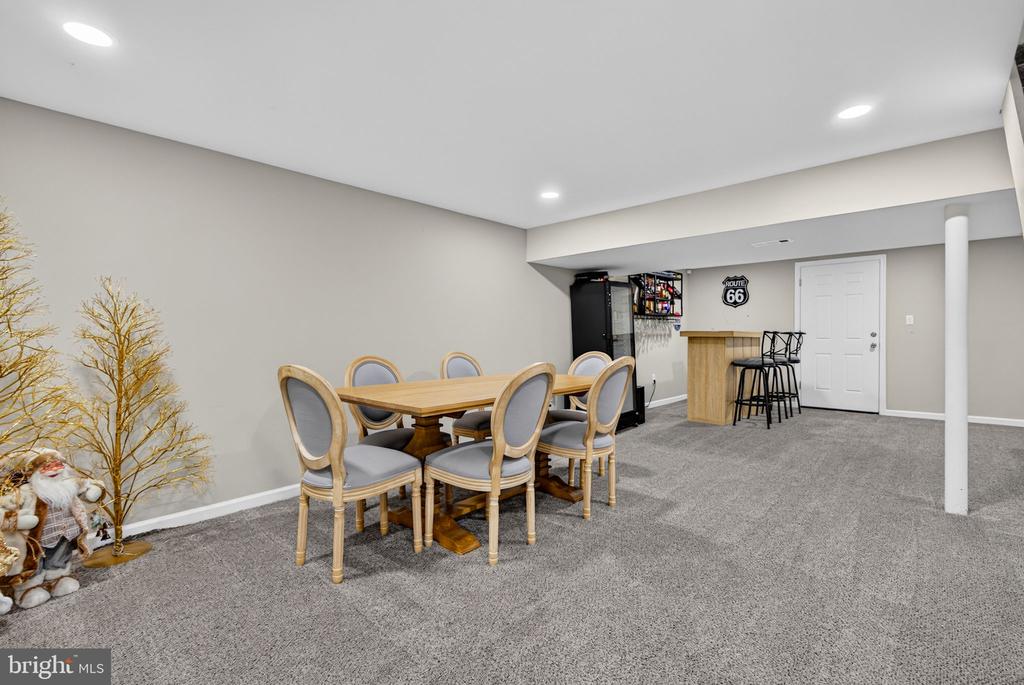 1102 SPRINGDALE ROAD