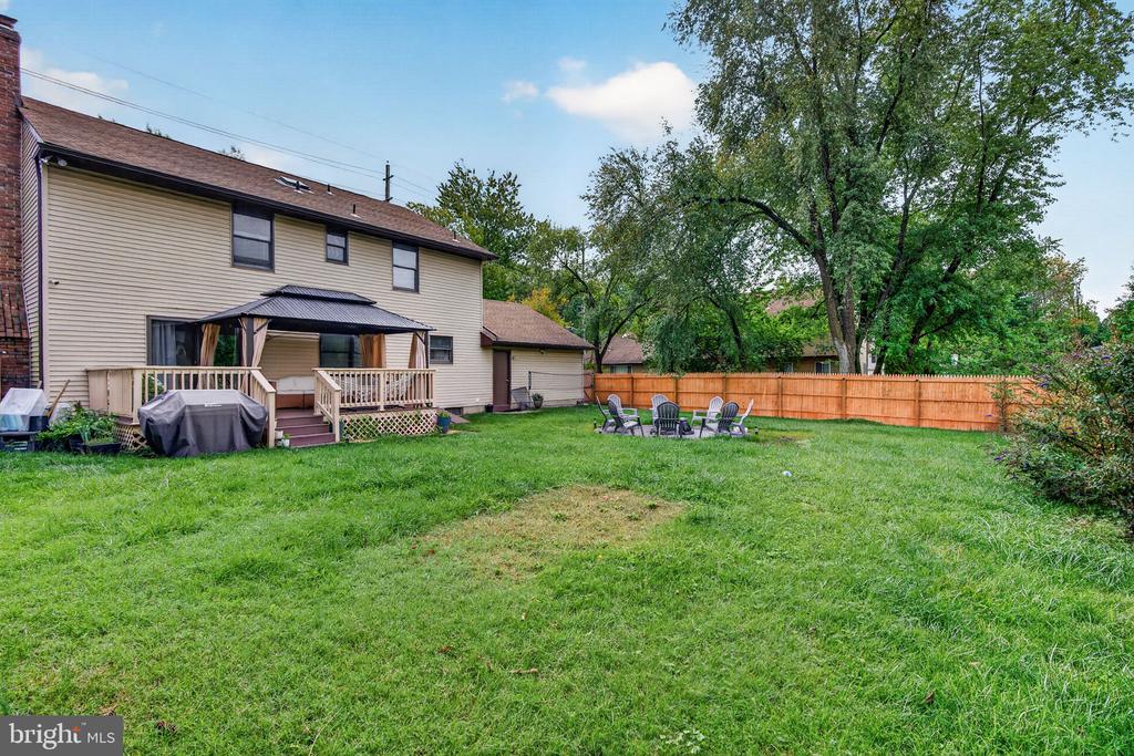 1102 SPRINGDALE ROAD