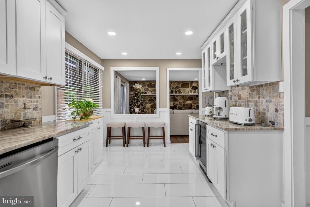 1102 SPRINGDALE ROAD