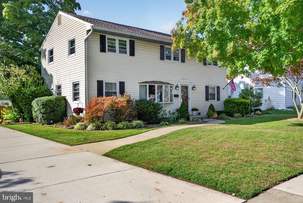 11 BUCKNELL AVENUE