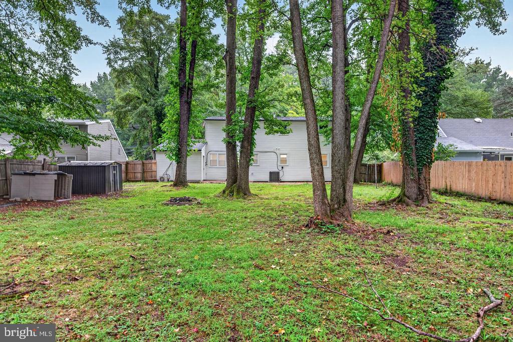 1923 CHAPEL AVENUE W