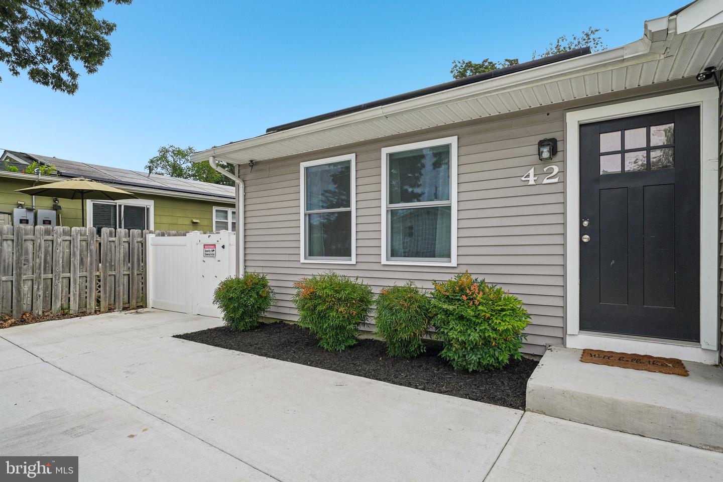 42 Franklin Ave