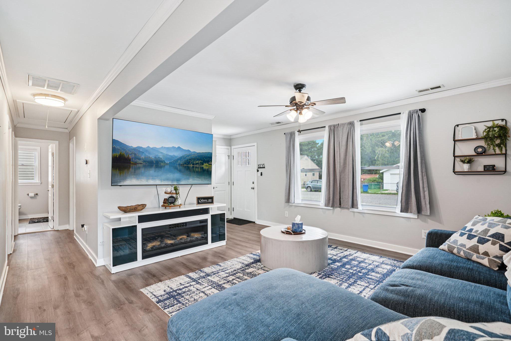 42 FRANKLIN AVENUE