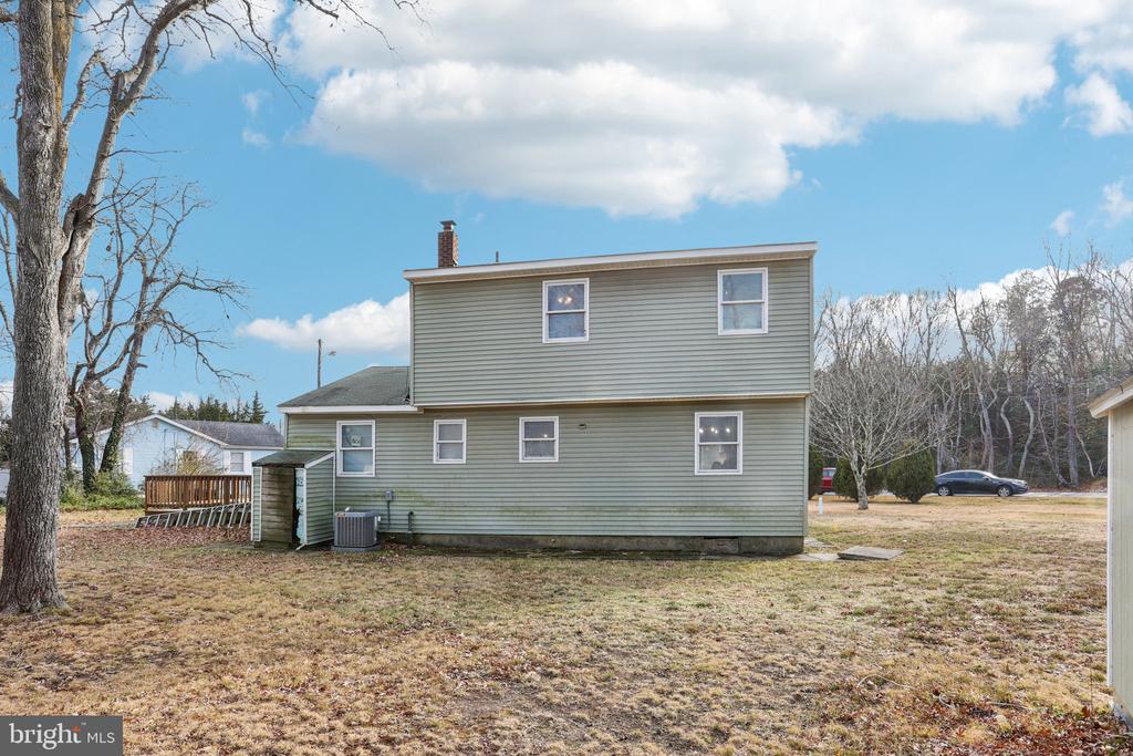 114 W LENA STREET