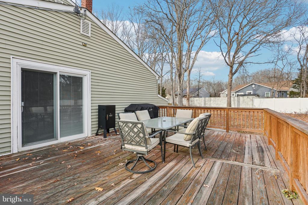 114 W LENA STREET