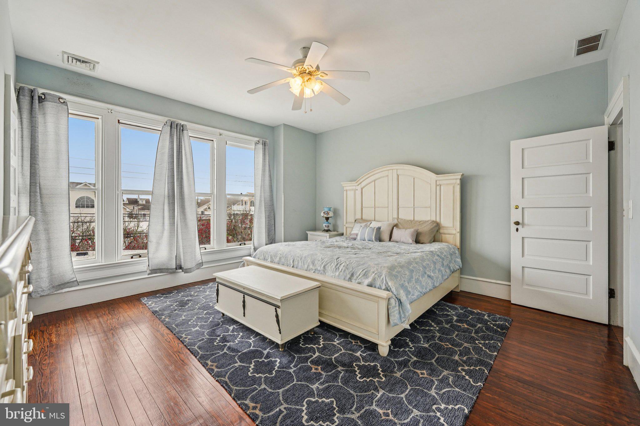 3008 ATLANTIC AVENUE