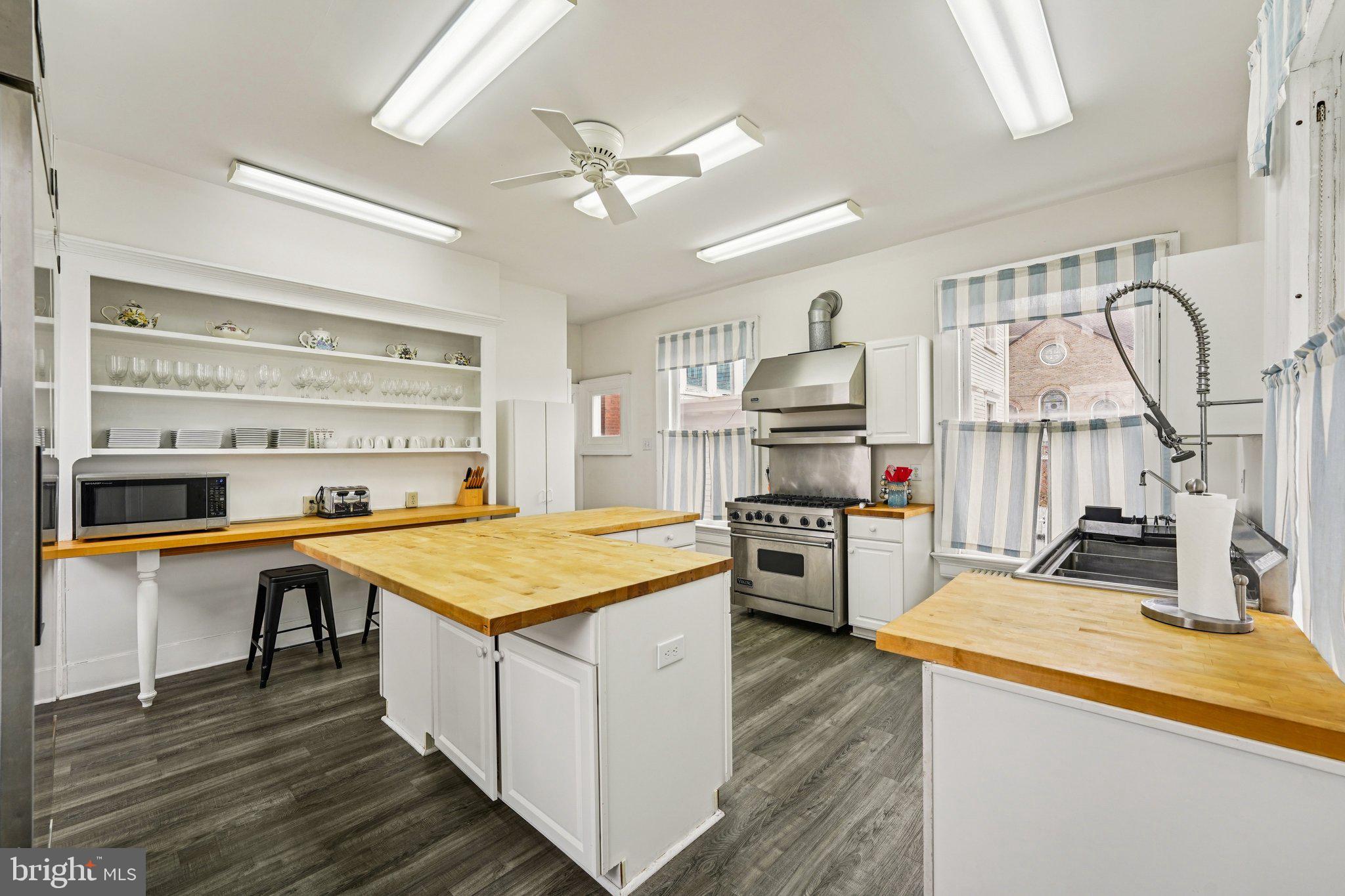 3008 ATLANTIC AVENUE