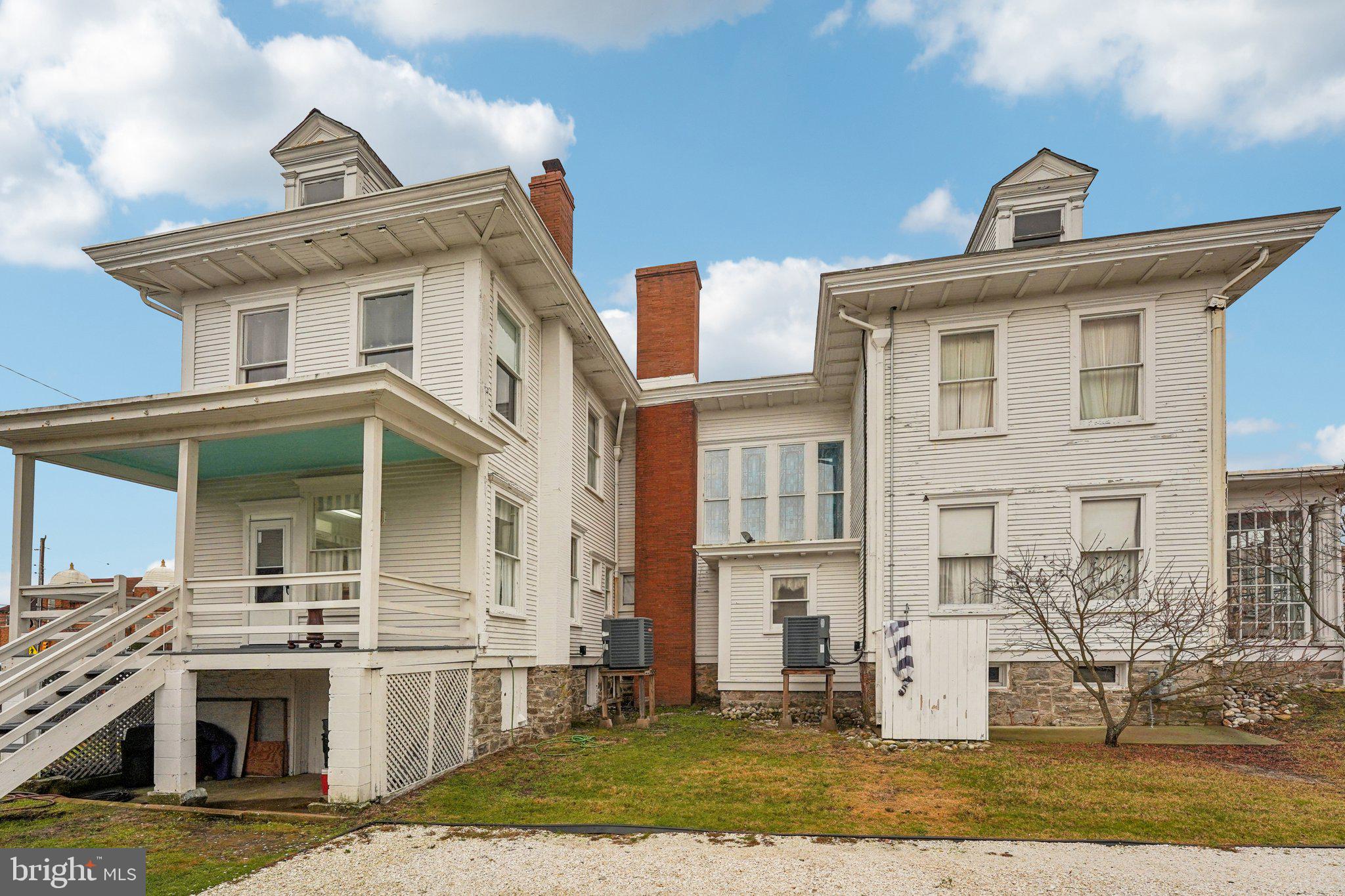 3008 ATLANTIC AVENUE