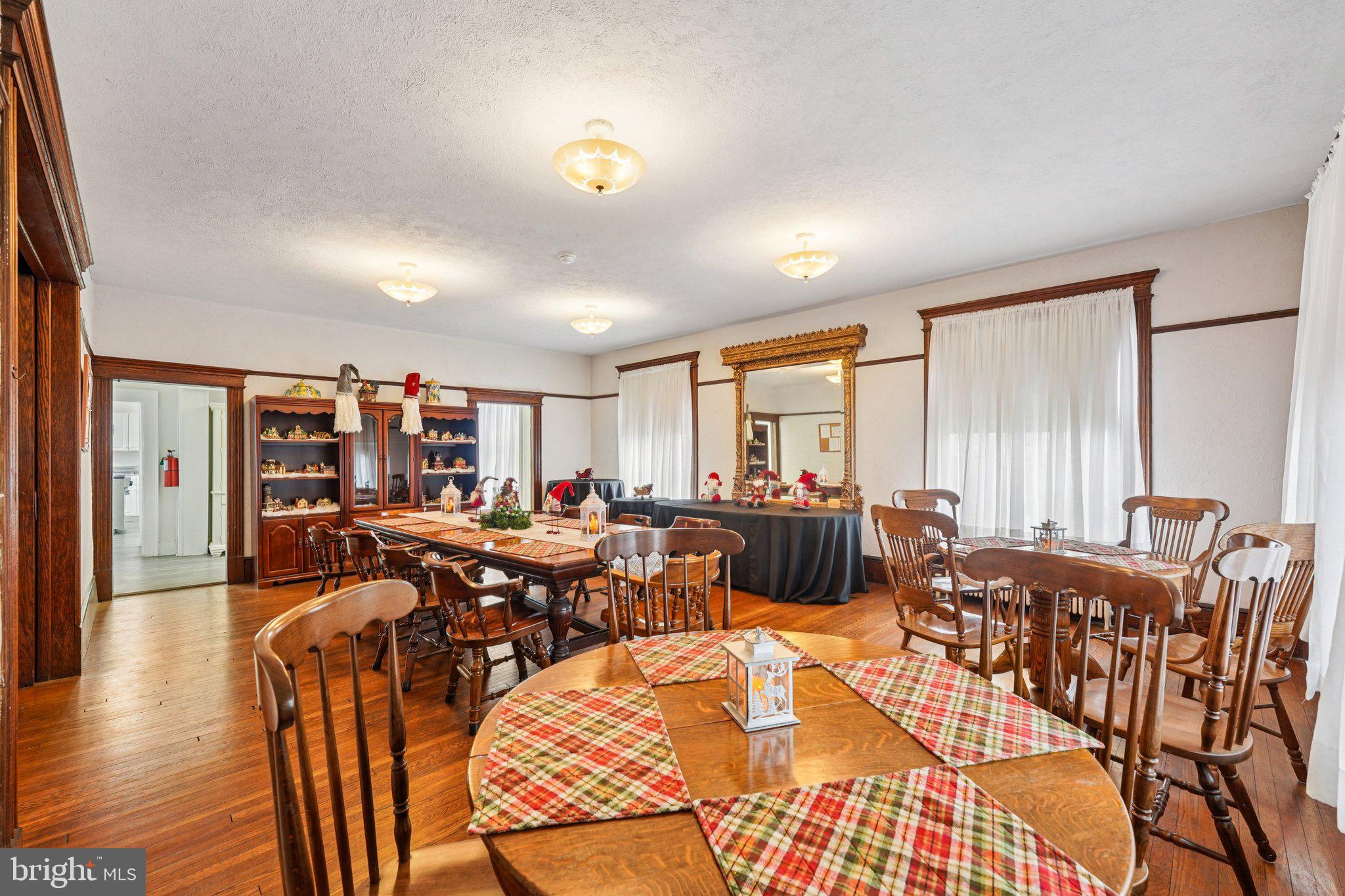 3008 ATLANTIC AVENUE