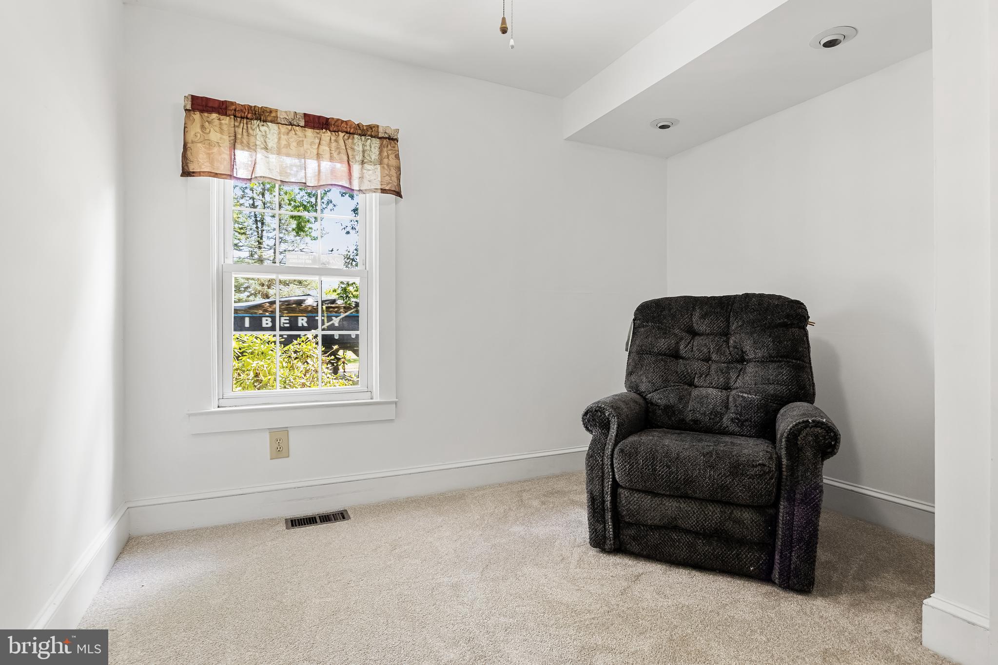 1115 New Brooklyn ROAD