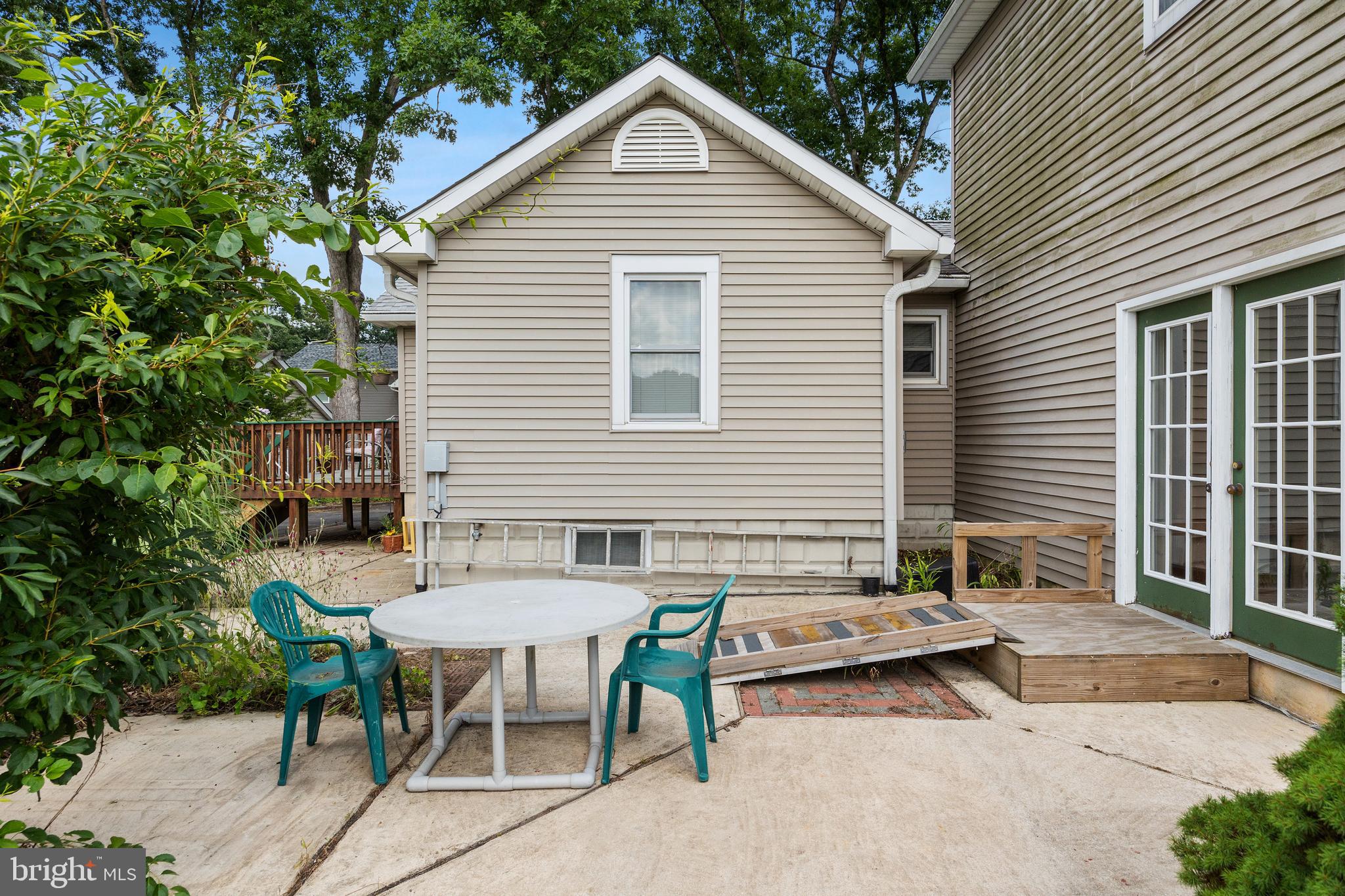 1115 New Brooklyn ROAD