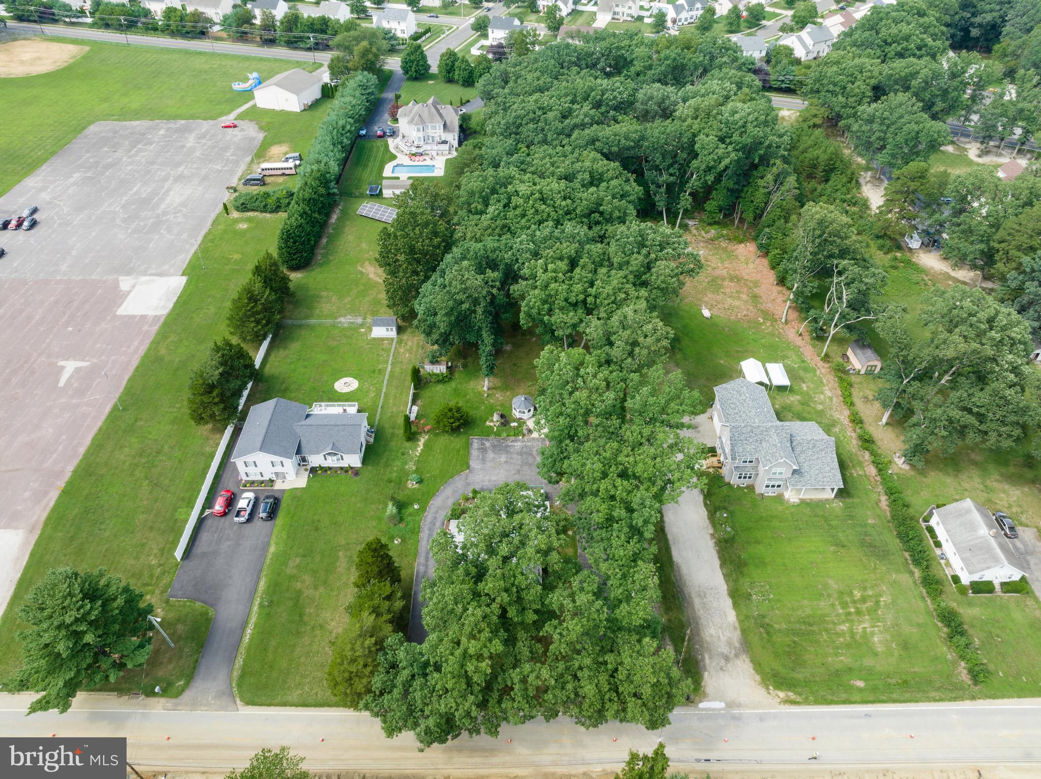 1115 New Brooklyn ROAD