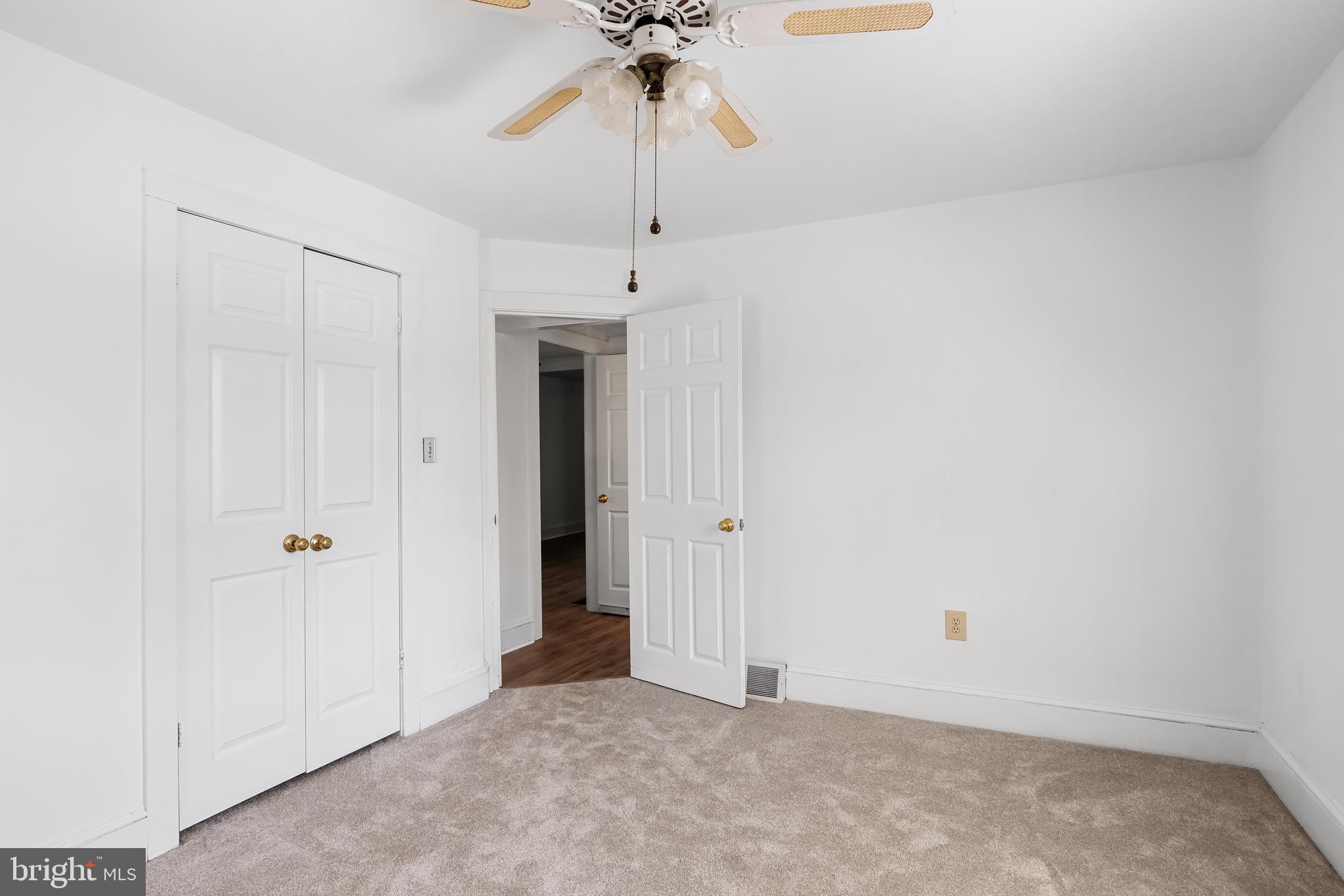 1115 New Brooklyn ROAD