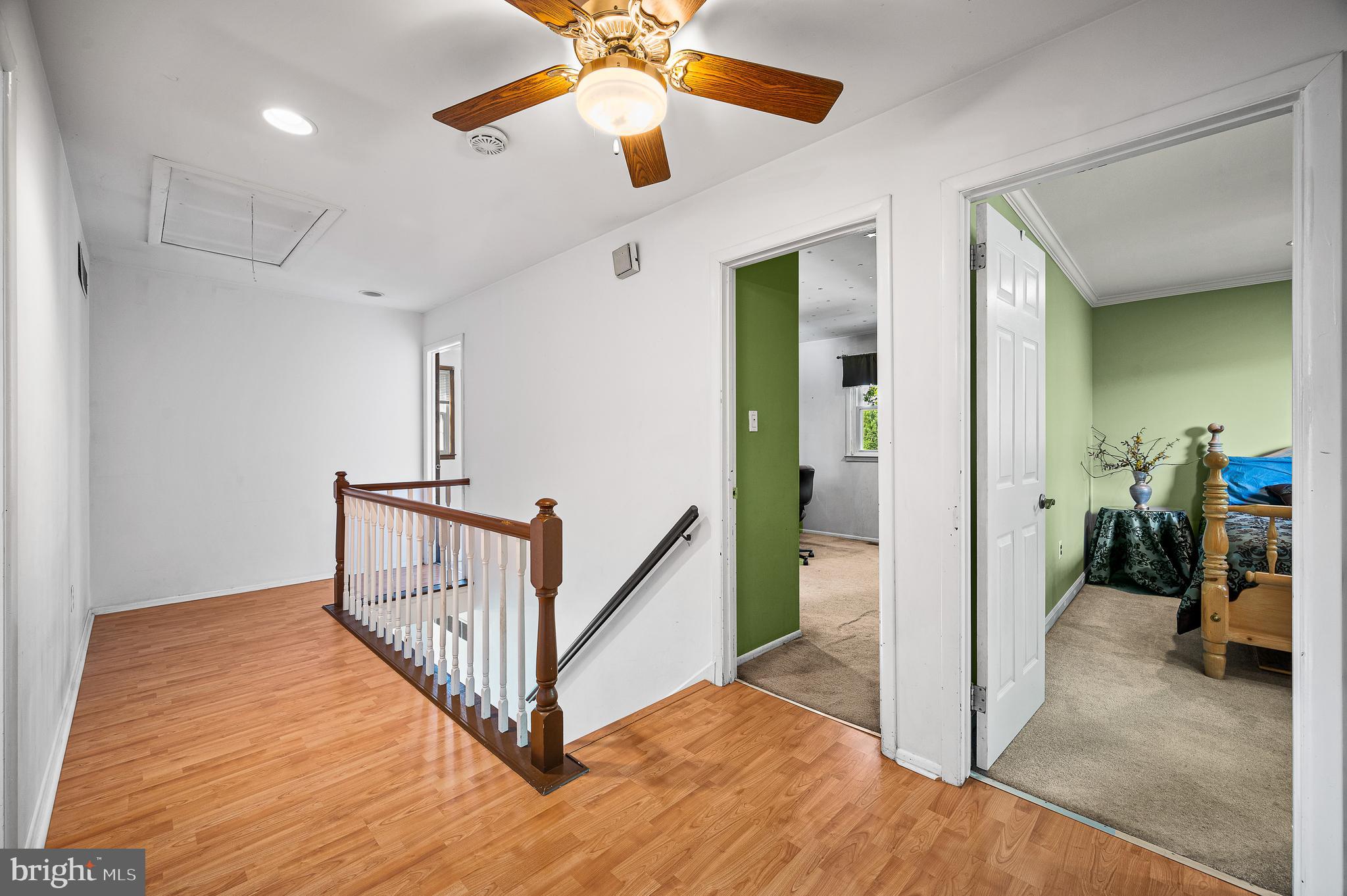 15 Eclipse Ave