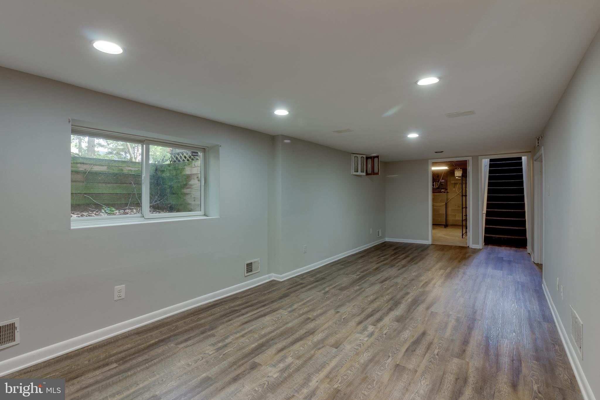 301 N Girard ROAD