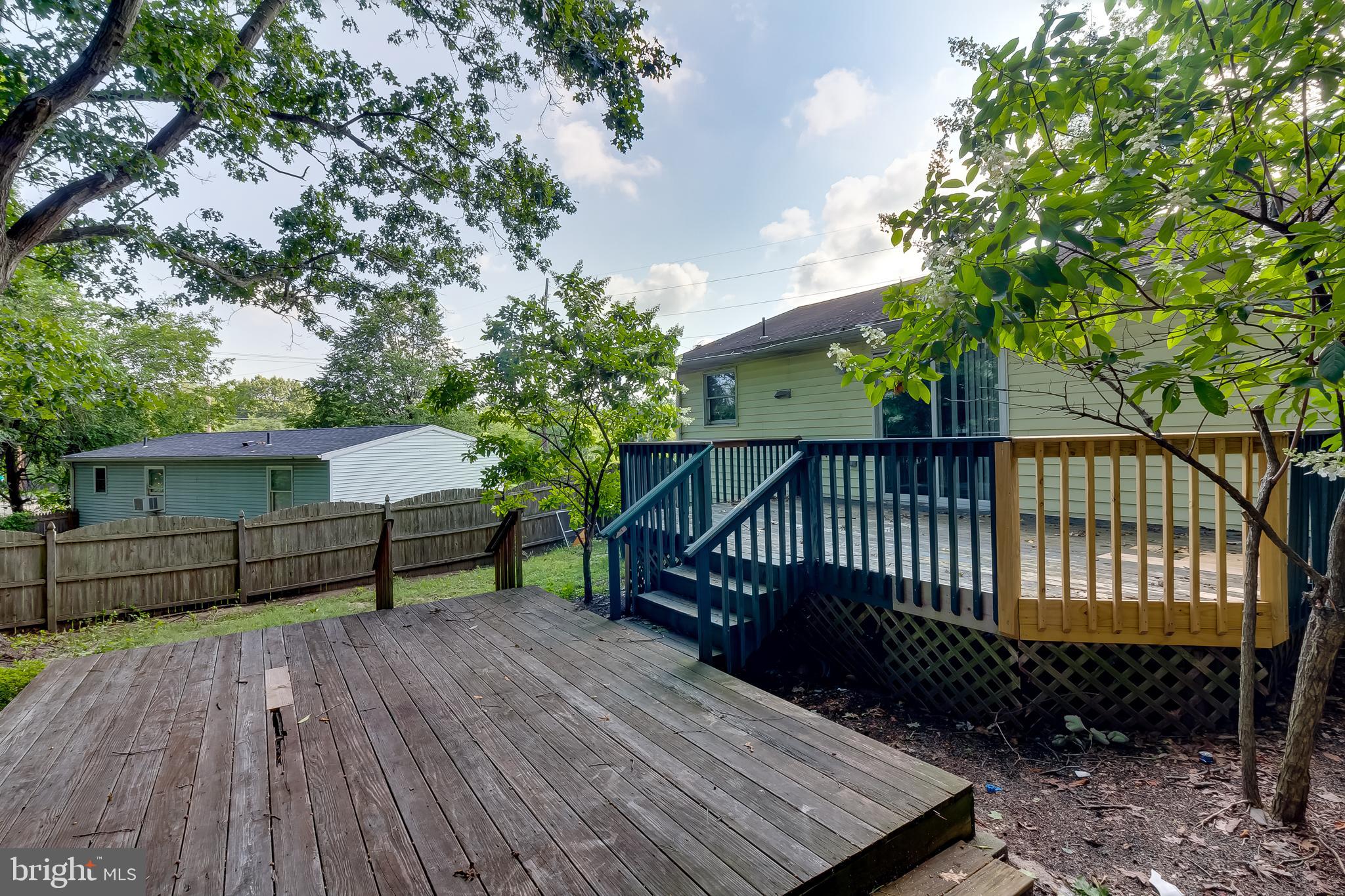 301 N Girard ROAD