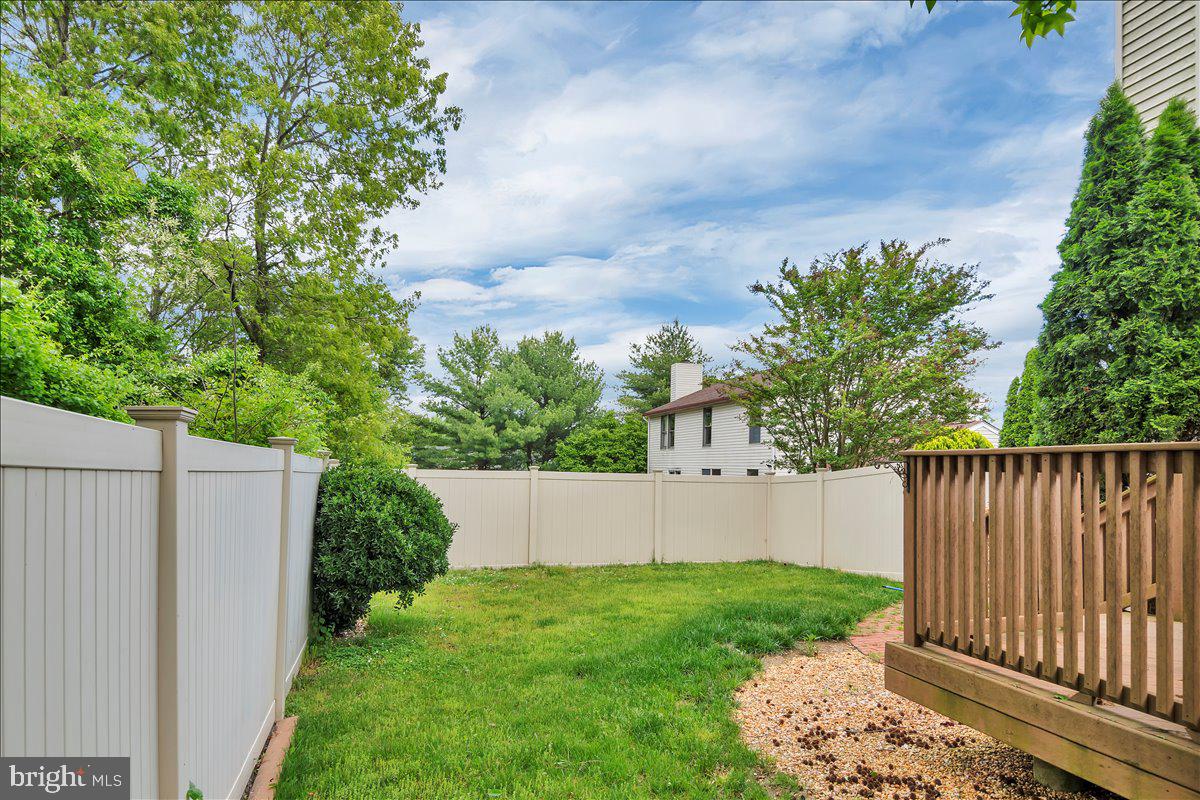518 Demoss COURT