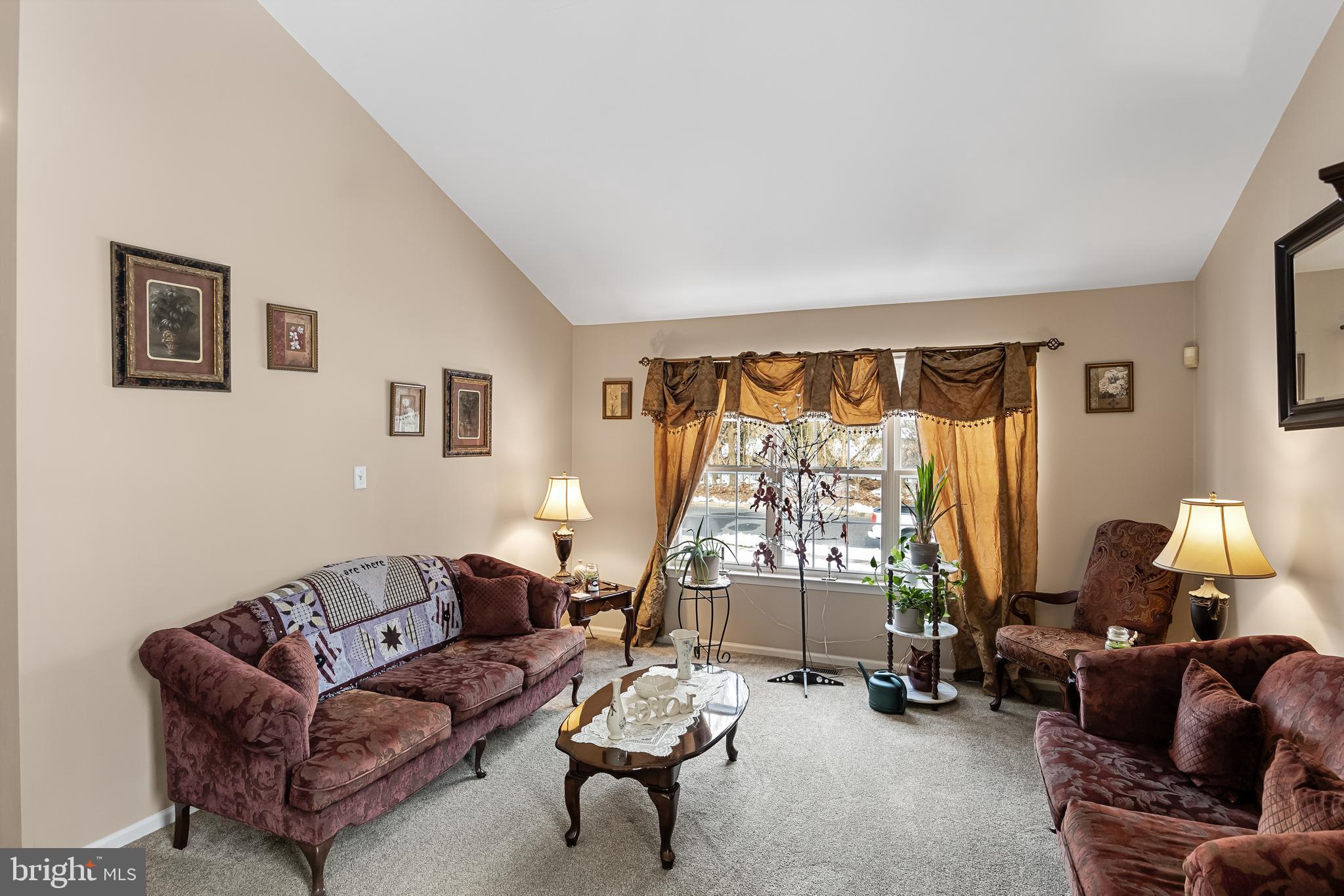 1000 Gray Fox COURT