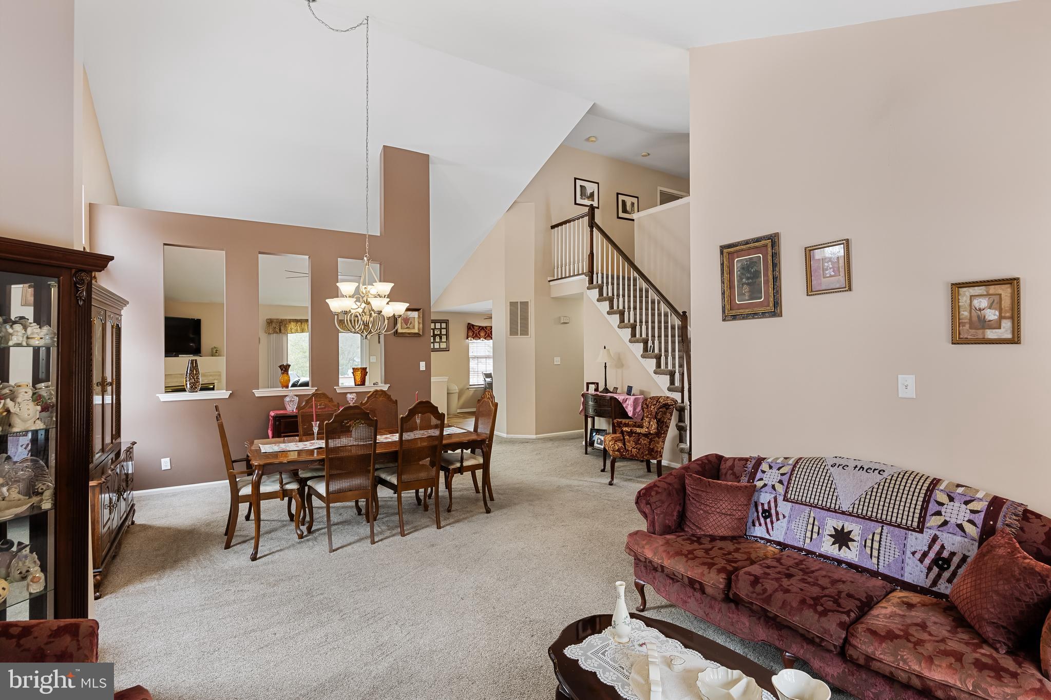 1000 Gray Fox COURT