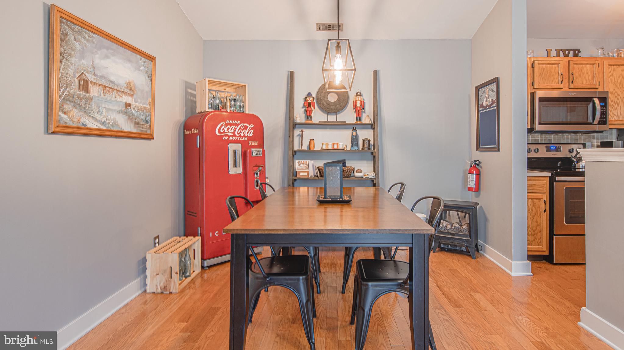 68 Crestmont Dr