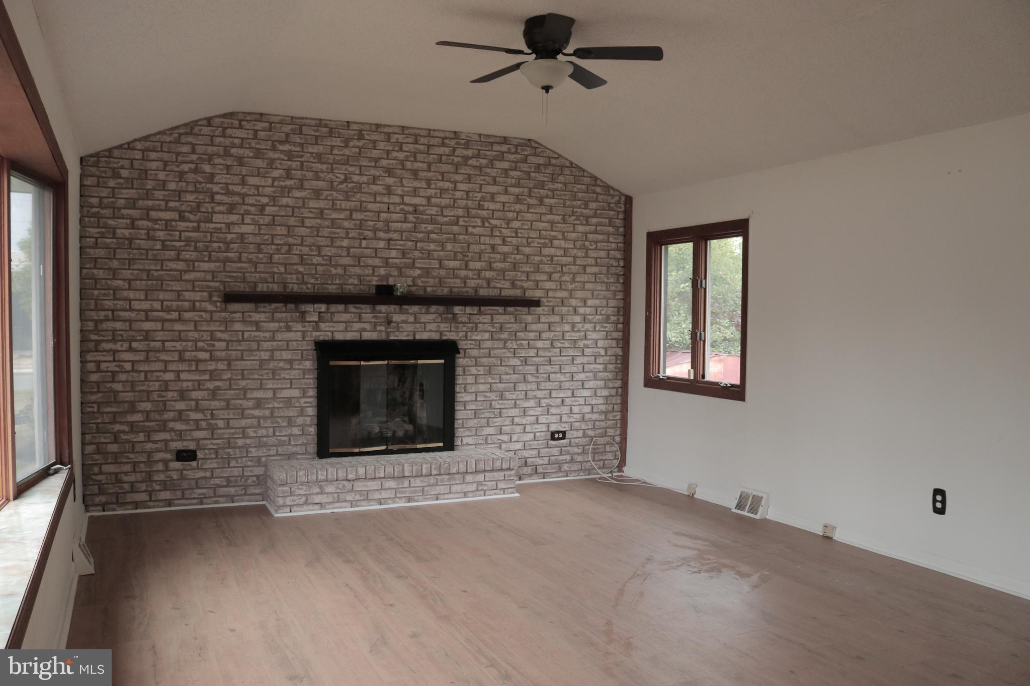 118 Sylvan Ter