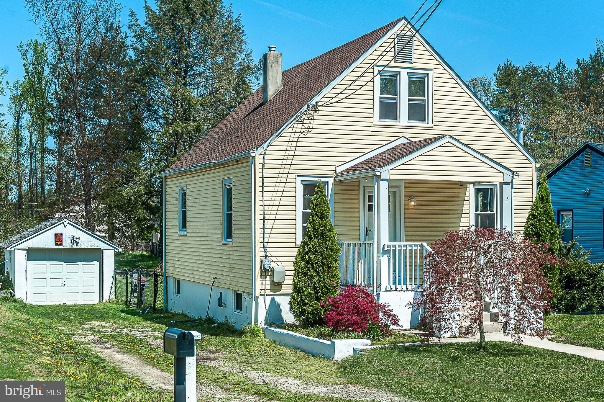 1029 CHESTNUT AVENUE