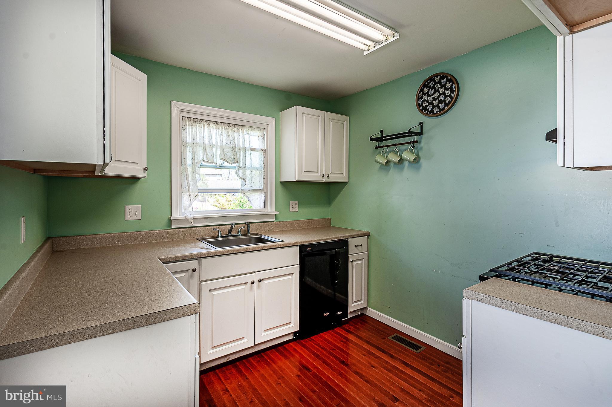 1029 CHESTNUT AVENUE