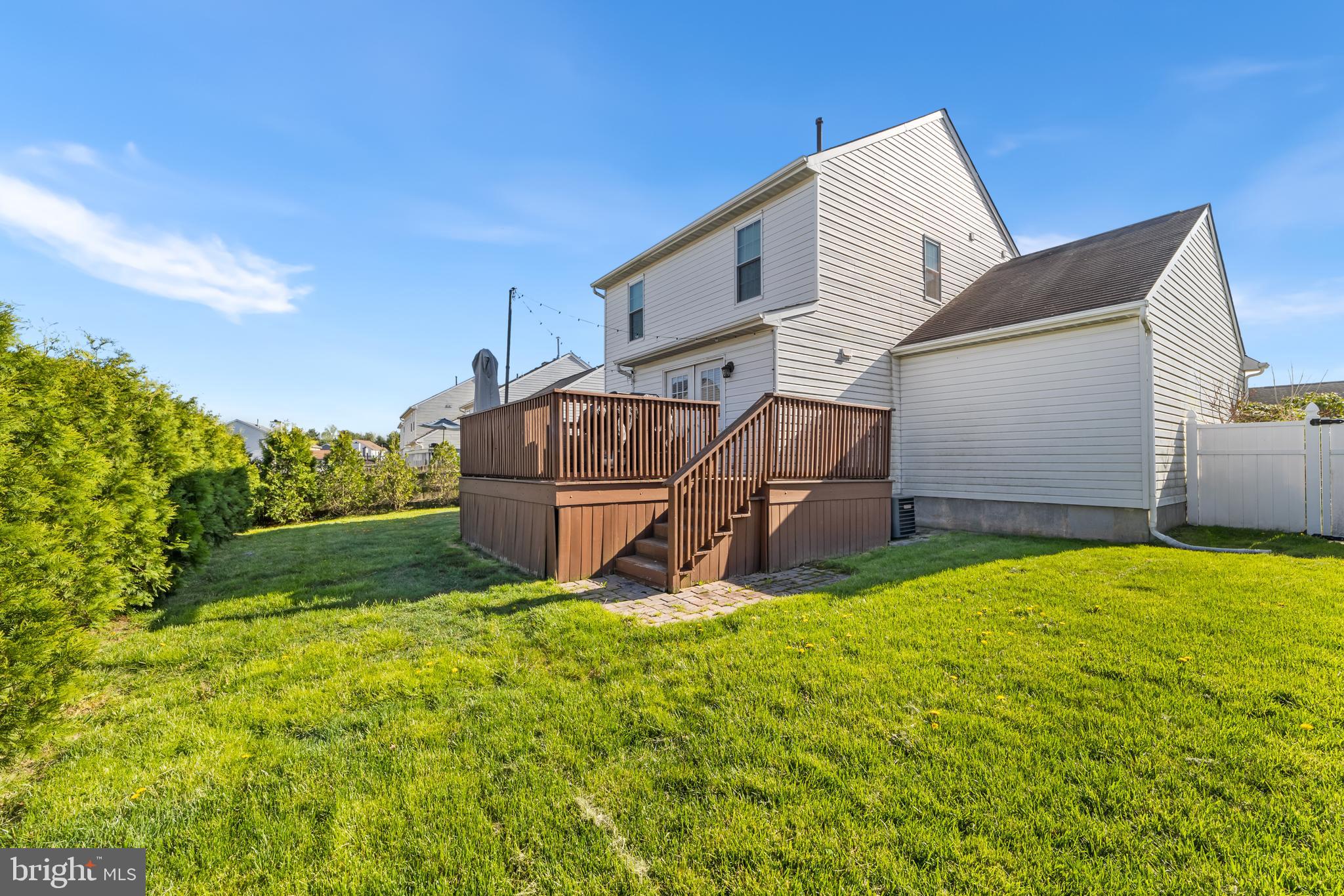 444 OVERBROOK AVENUE