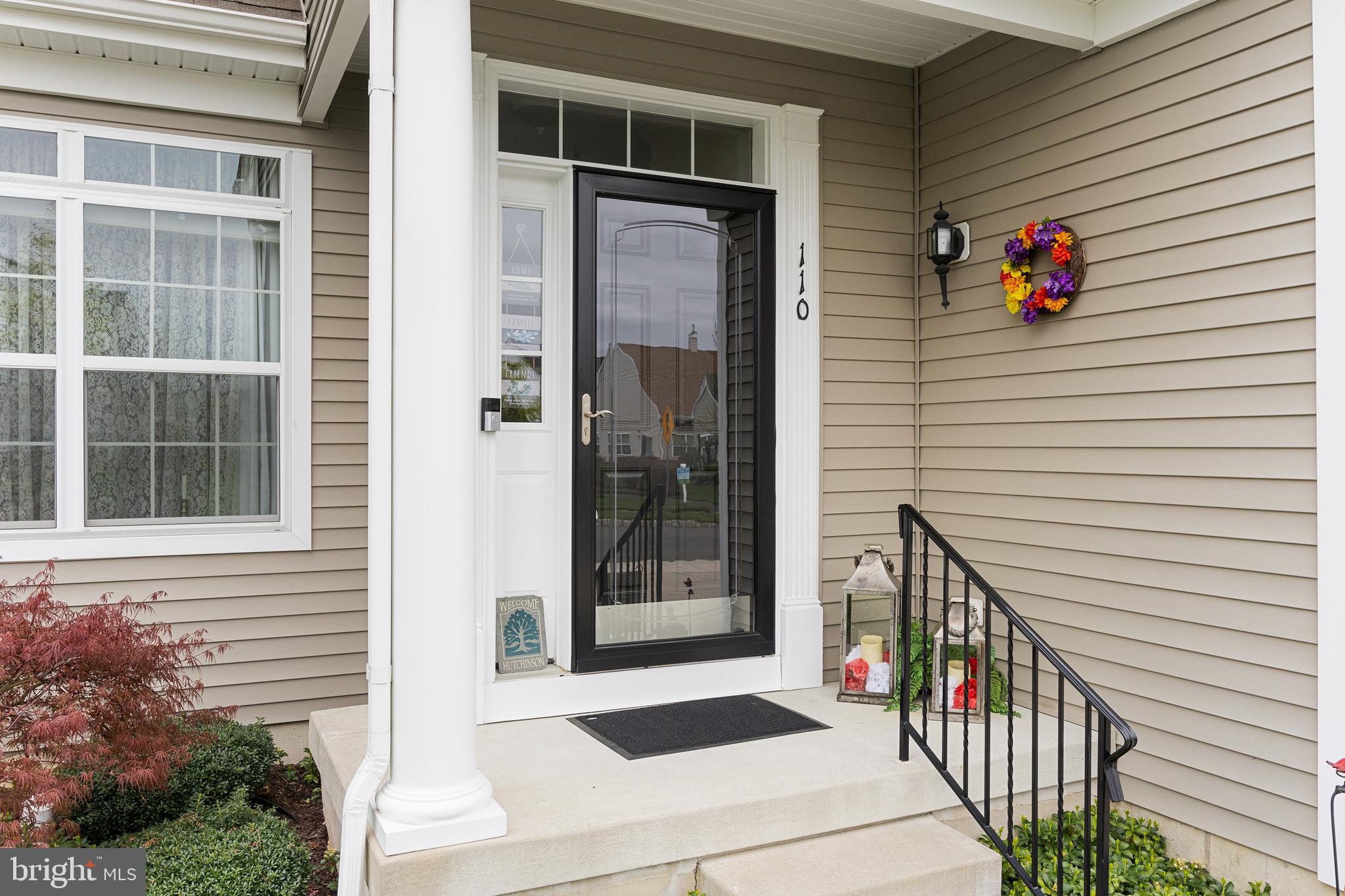 110 Quaker Ln