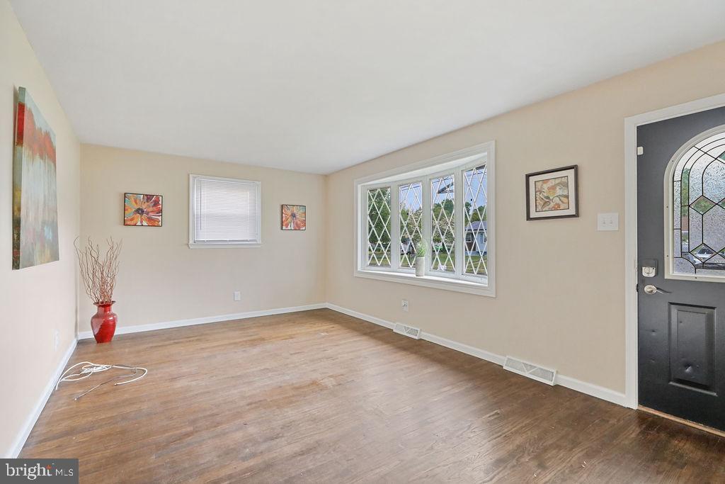 207 8TH STREET