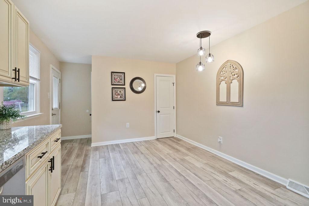 207 8TH STREET