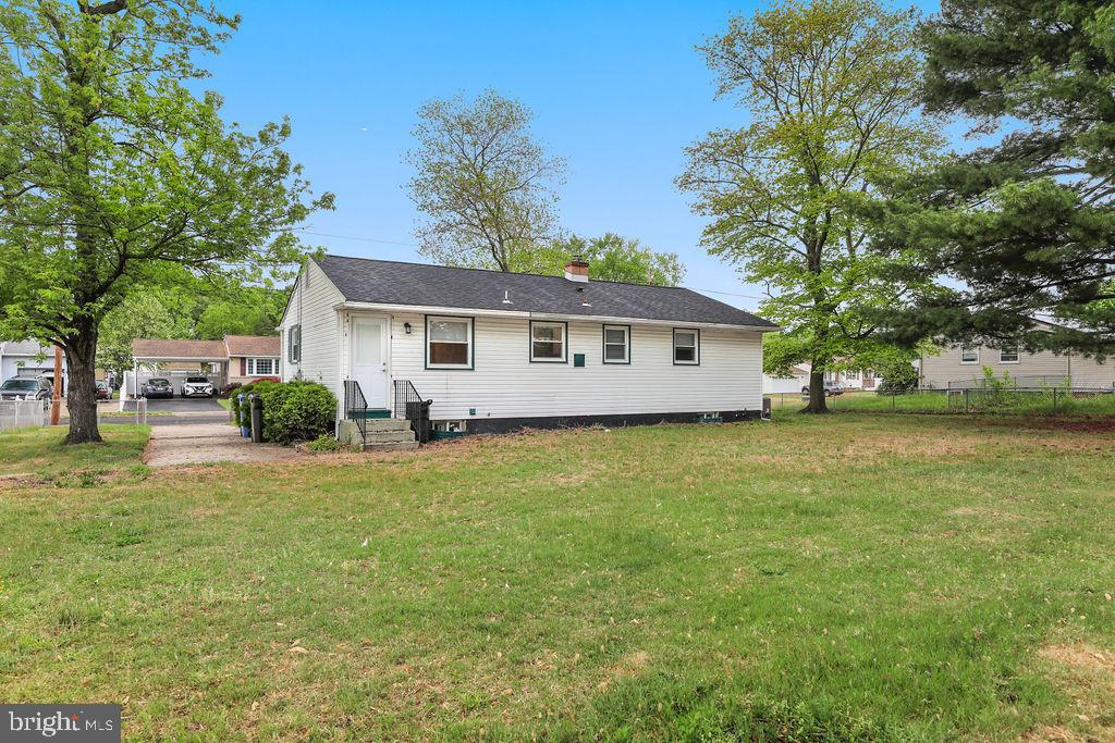 207 8TH STREET