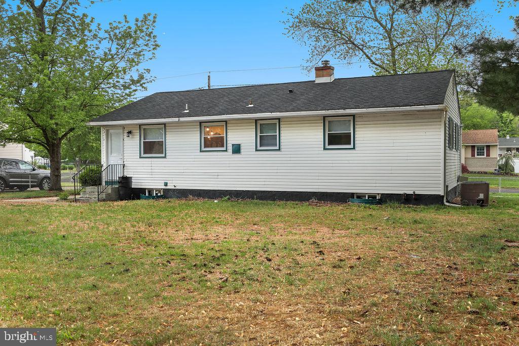 207 8TH STREET