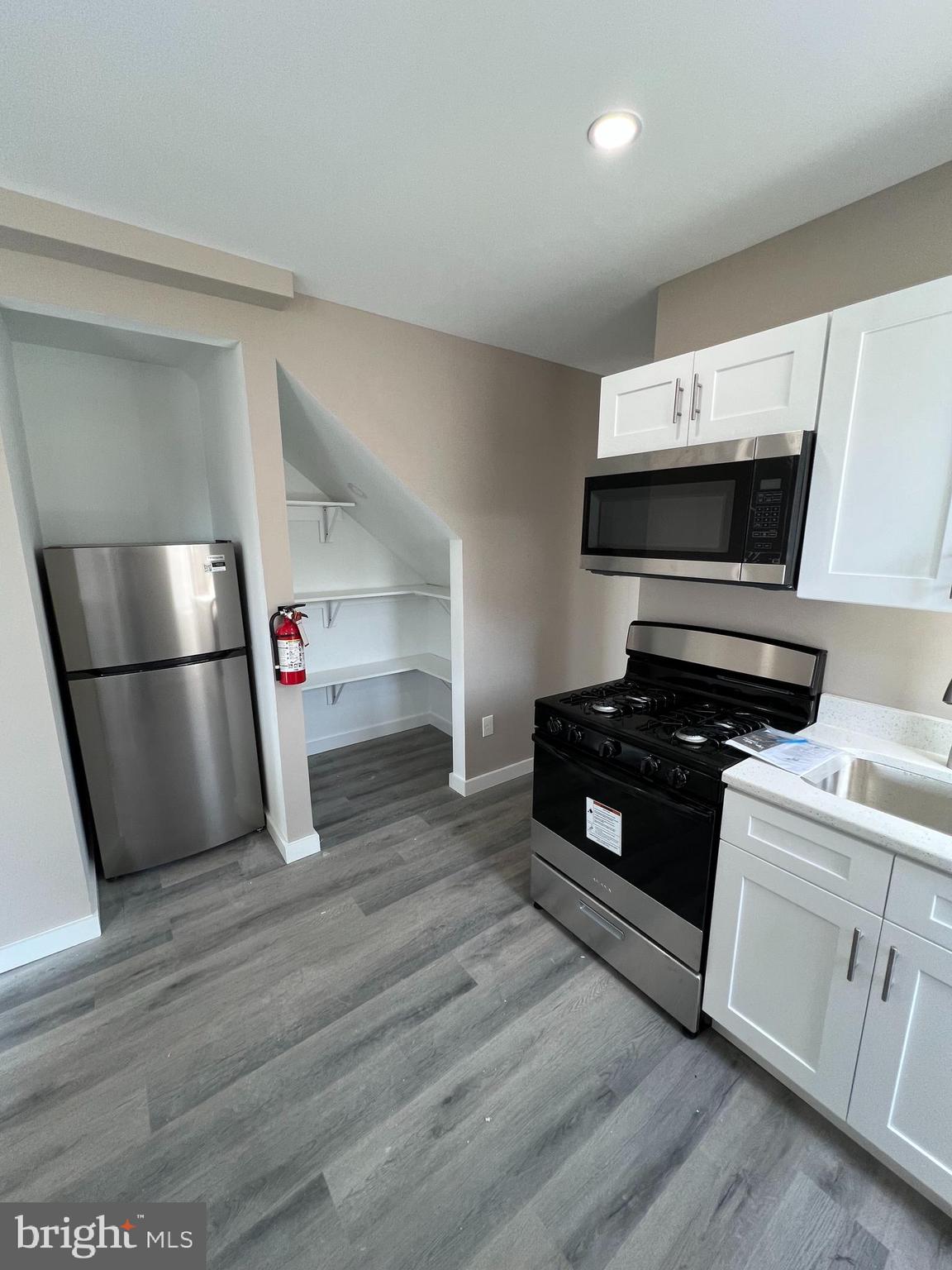 121 N BROAD STREET 3