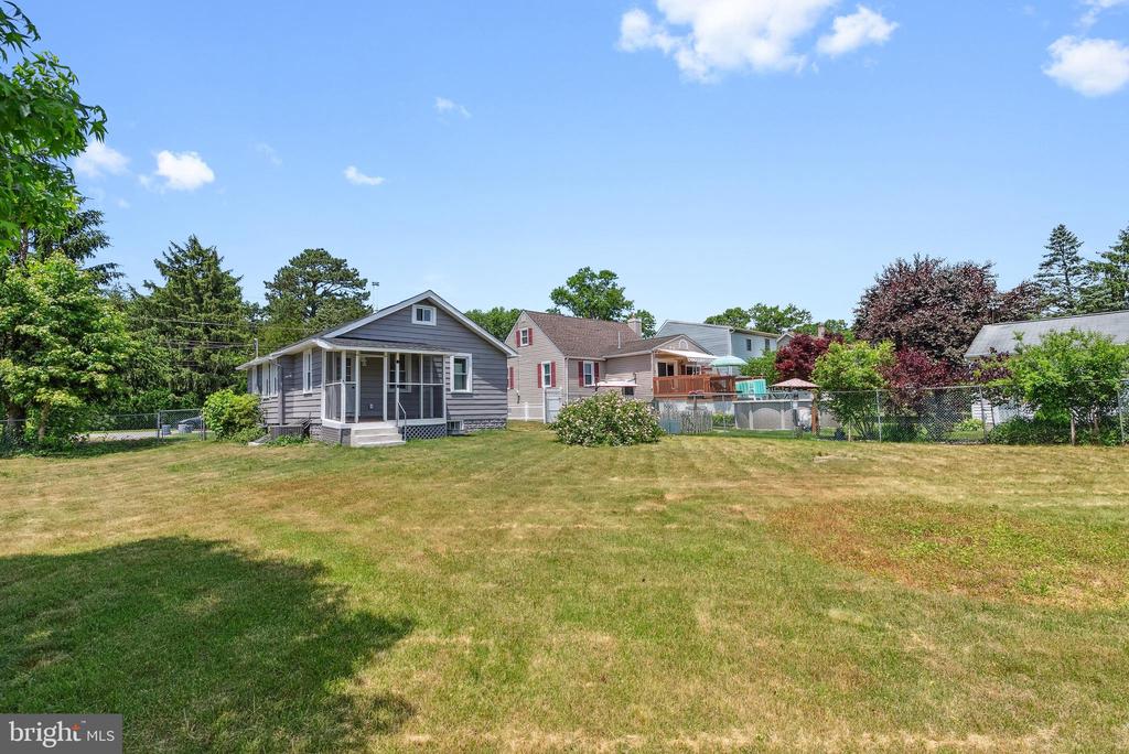 730 Maple Rd