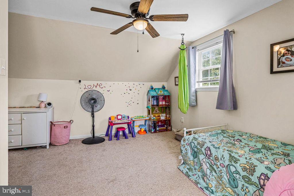 336 SCHOOL HOUSE ROAD