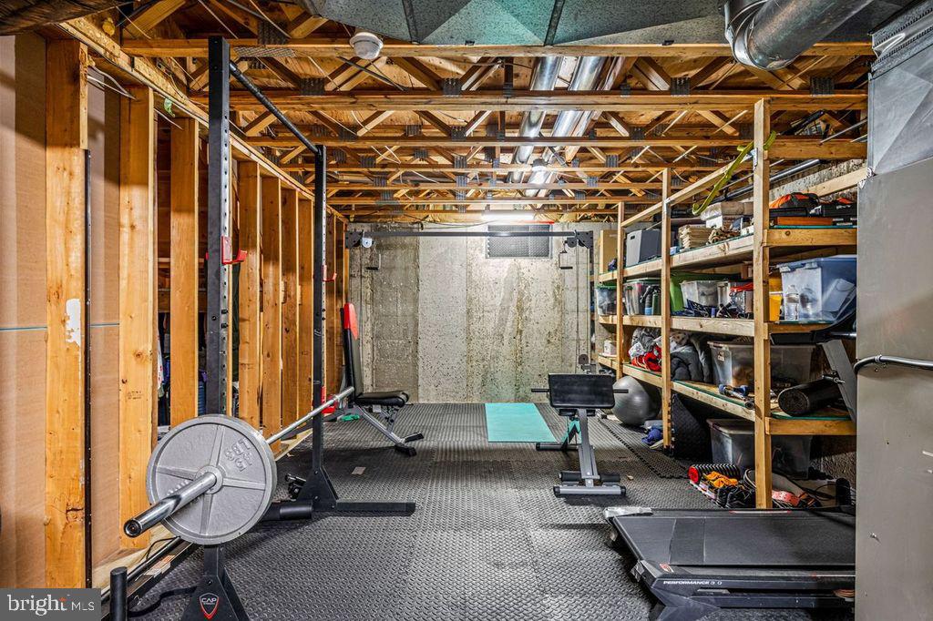 336 SCHOOL HOUSE ROAD