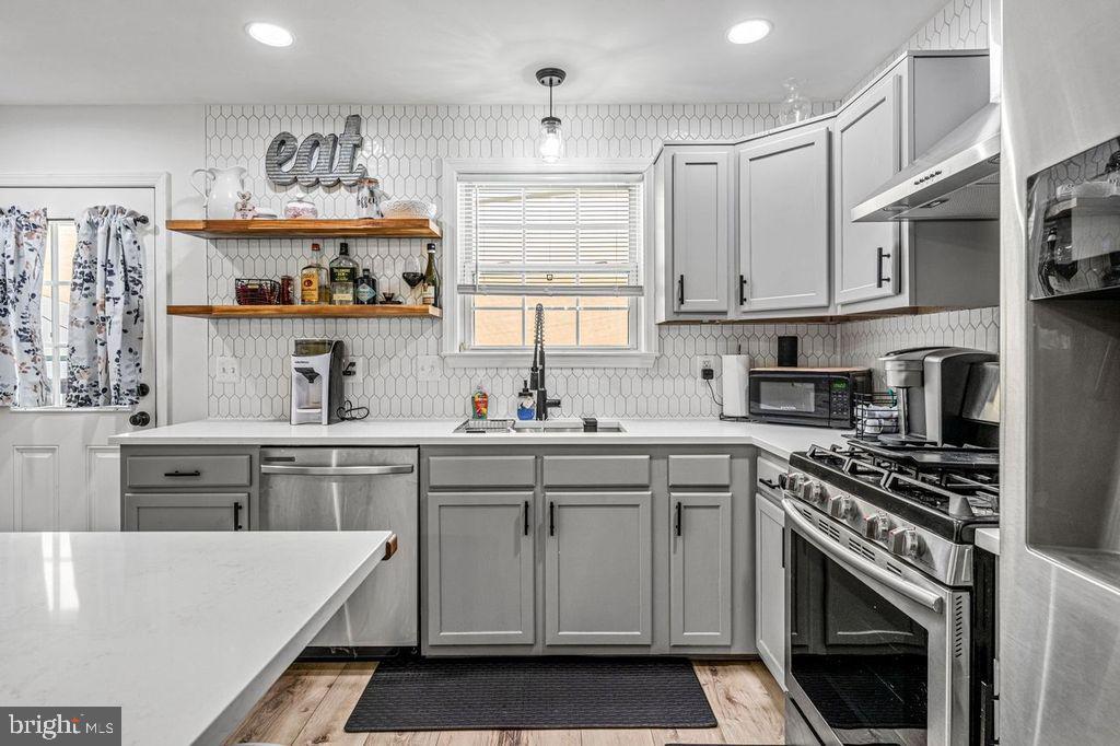 336 SCHOOL HOUSE ROAD