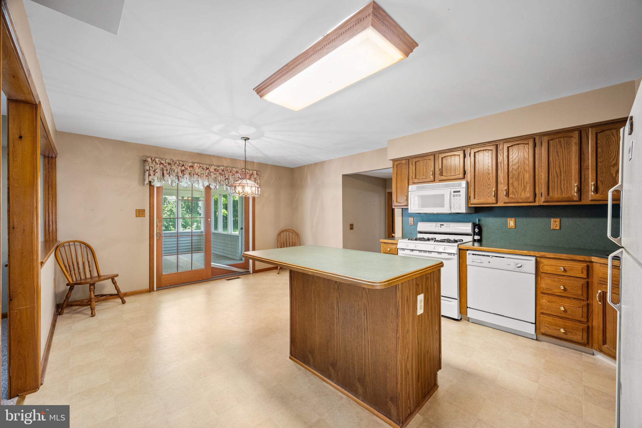 279 TALL PINES DRIVE