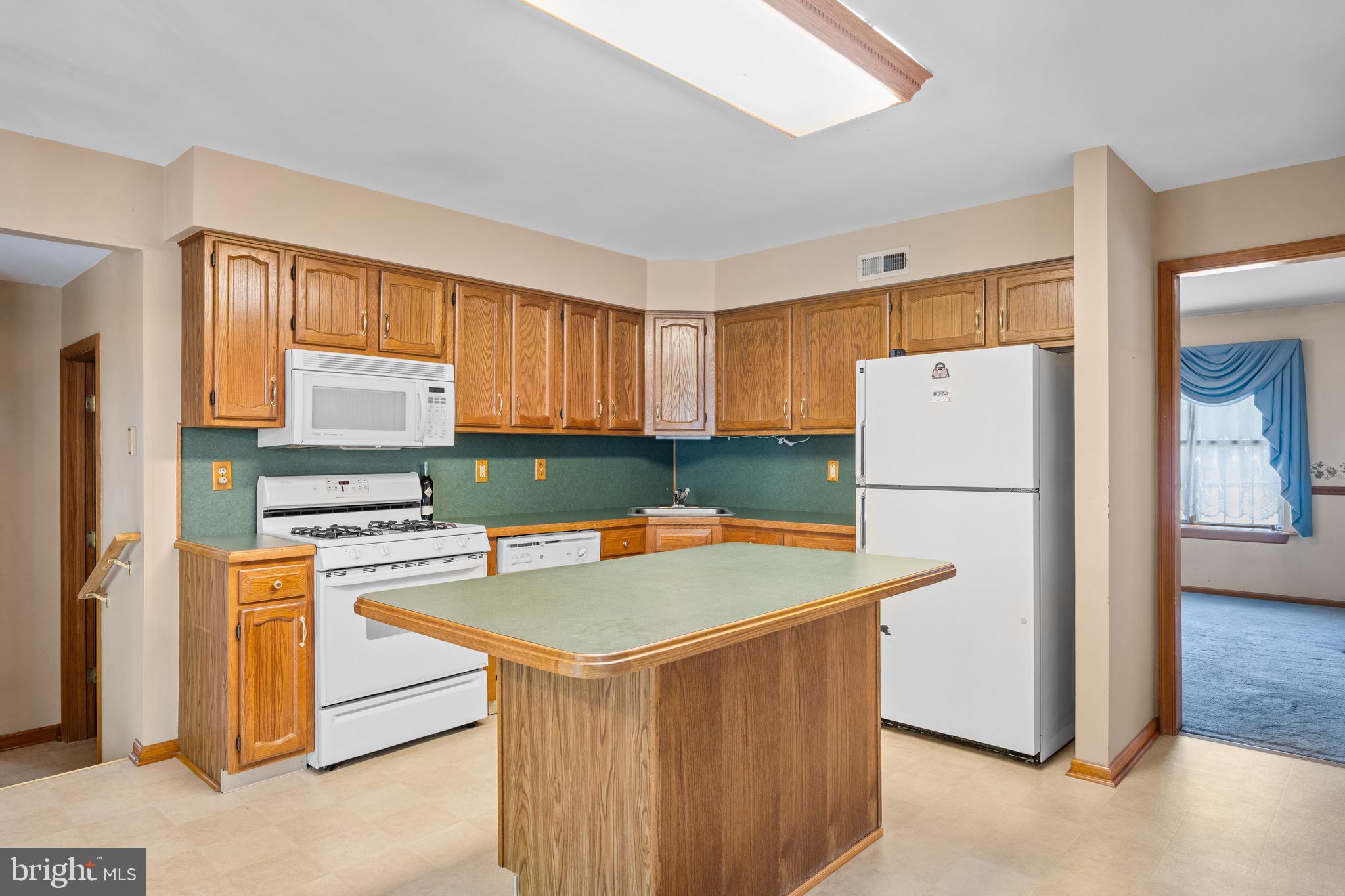279 TALL PINES DRIVE