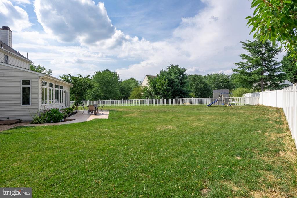 29 Colson Ln