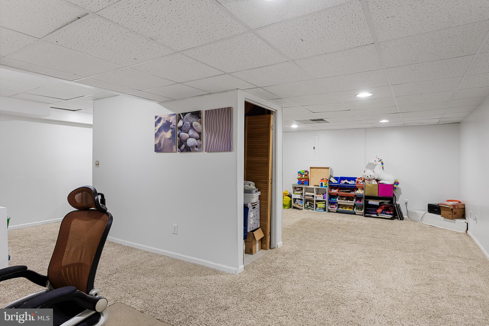 29 Colson Ln