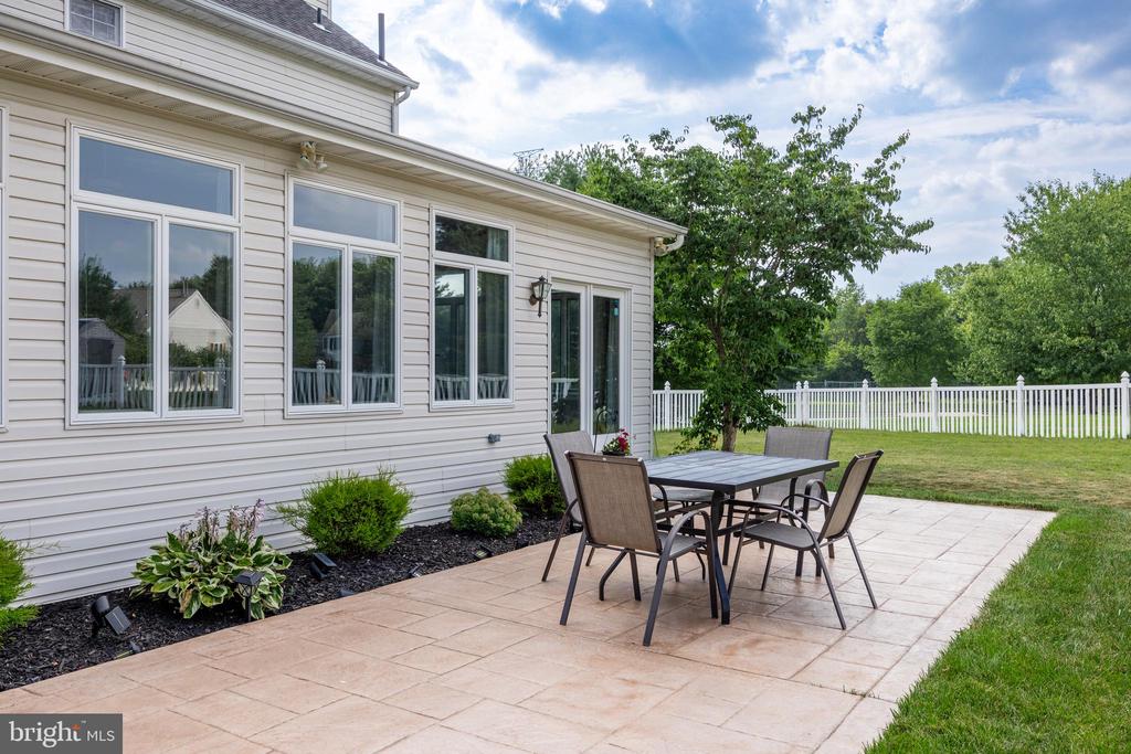 29 Colson Ln