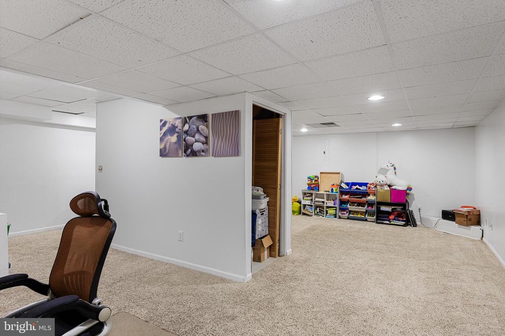 29 Colson Ln
