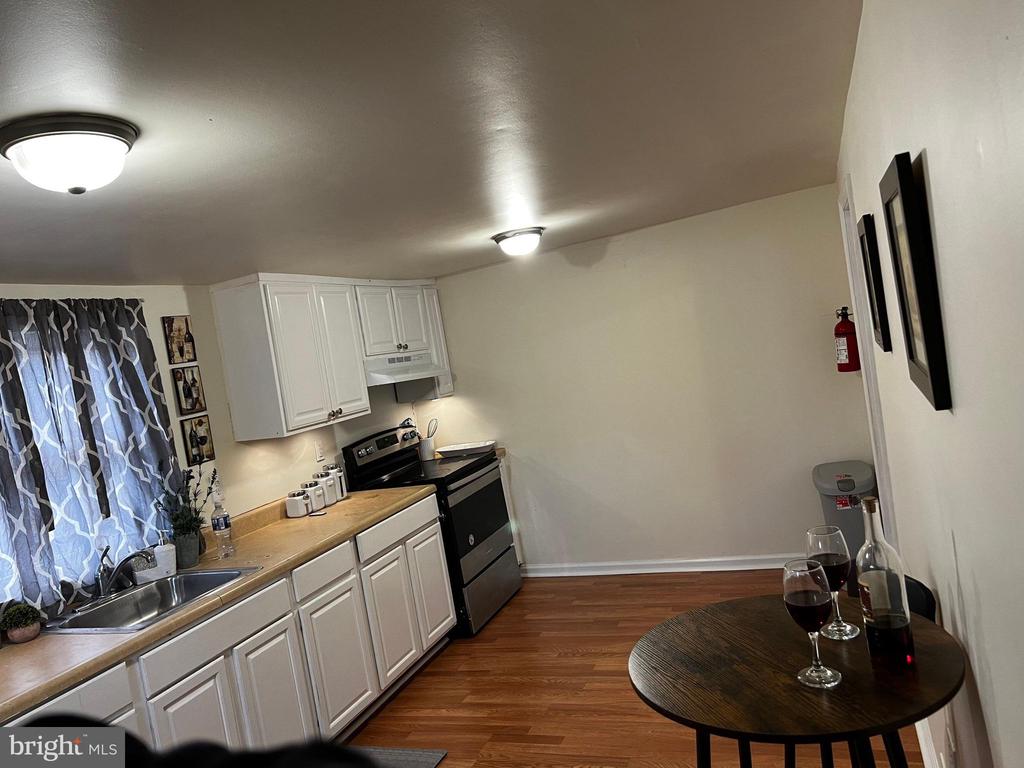 123 W BUCK STREET