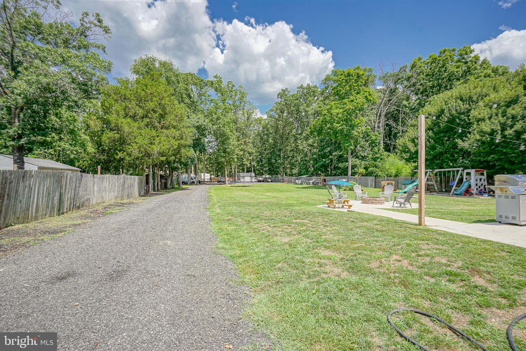 1717 COLES MILL ROAD